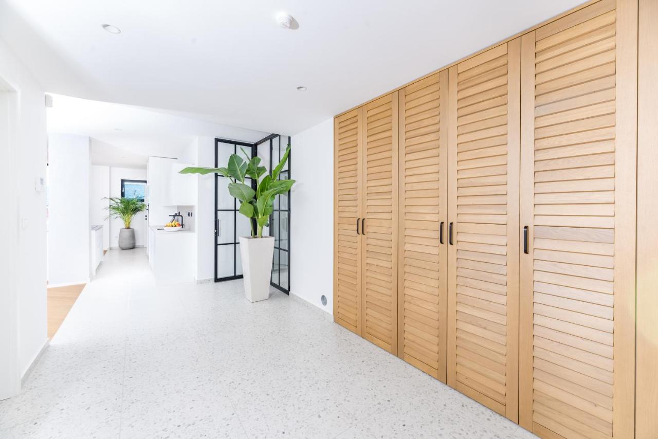 Koper Seaside Residence Екстер'єр фото
