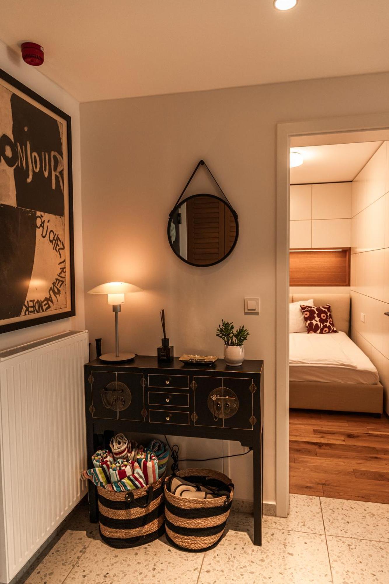 Koper Seaside Residence Екстер'єр фото