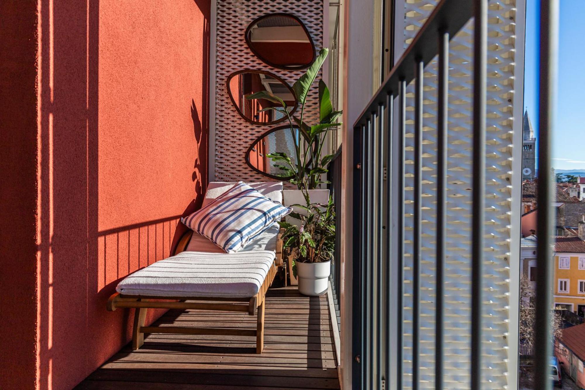 Koper Seaside Residence Екстер'єр фото