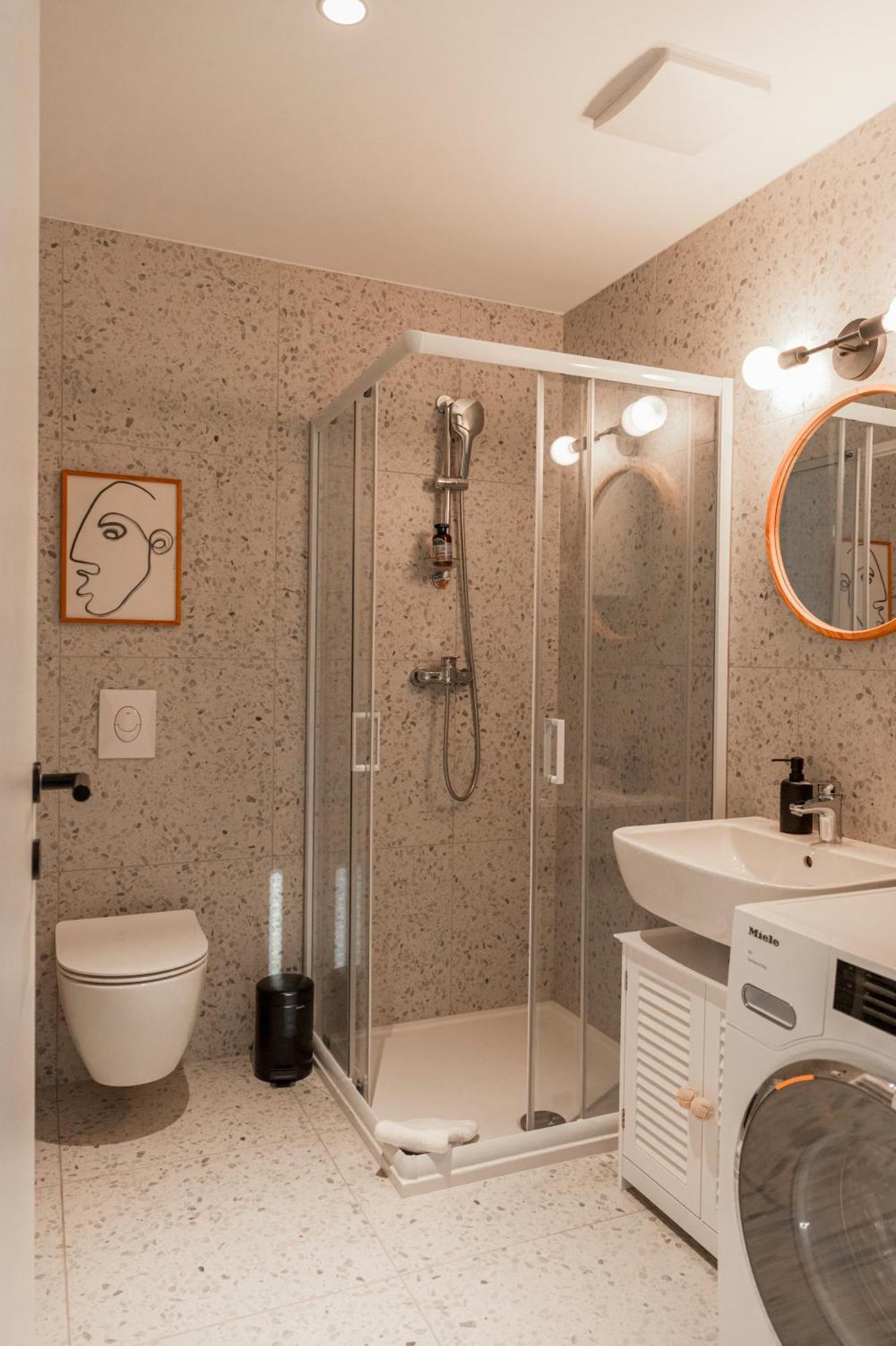 Koper Seaside Residence Екстер'єр фото
